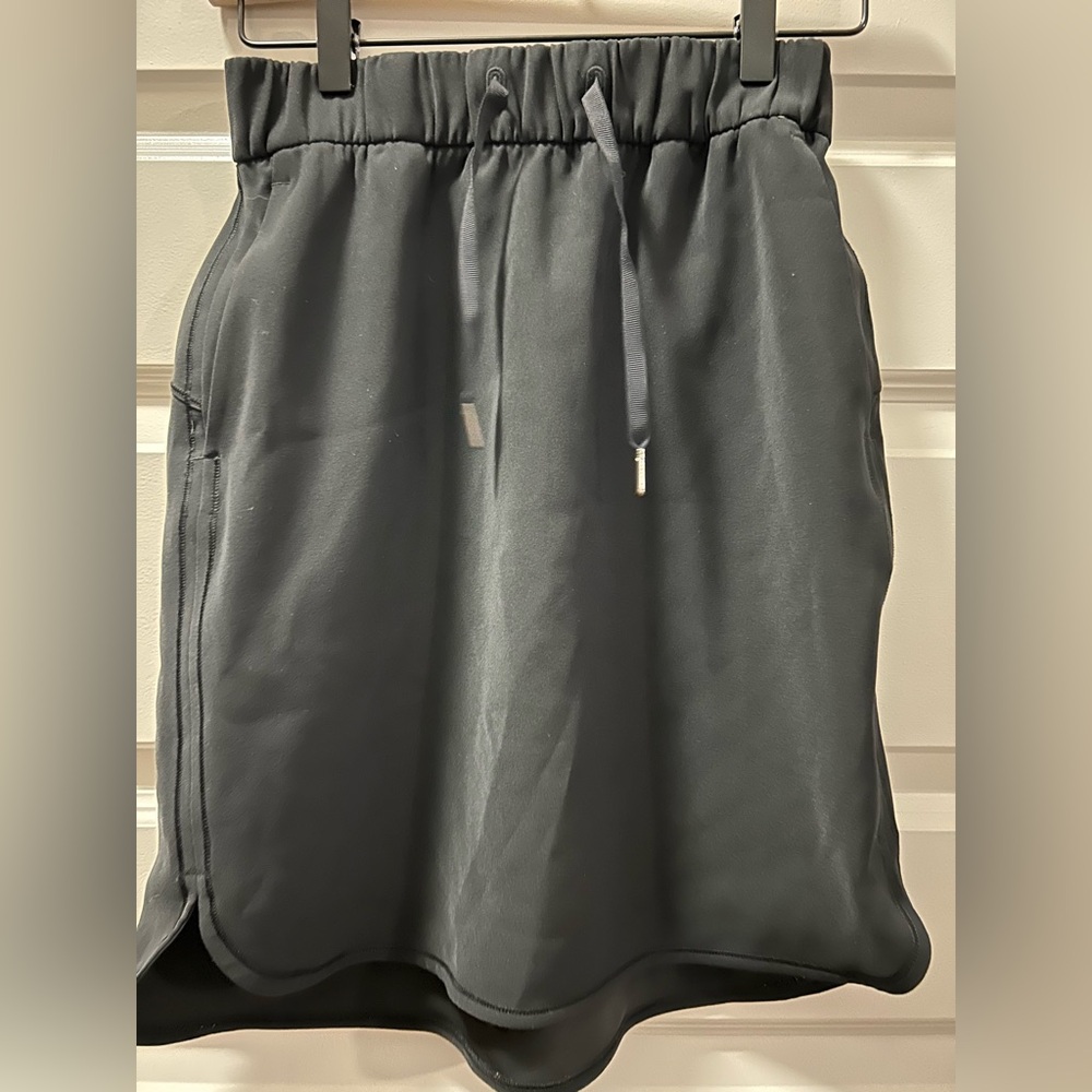 Lululemon on the fly skirt